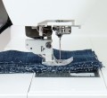 Janome-MC6700P-AcuFeed-Flex-11-warstw-jeansu.jpg